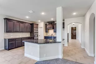 1029 Palo Oaks Dr, Burleson, TX 76028 - Photo 6