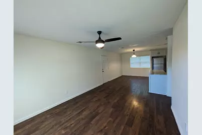 401 Redbud Lane, Wilmer, TX 75172 - Photo 2