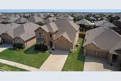 1704 Alton Way, Aubrey, TX 76227 - Photo 2