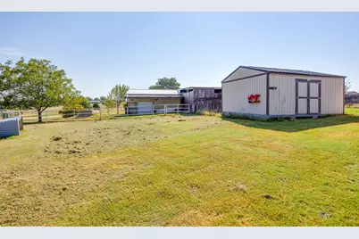 1212 Alliance Boulevard, Rhome, TX 76078 - Photo 32