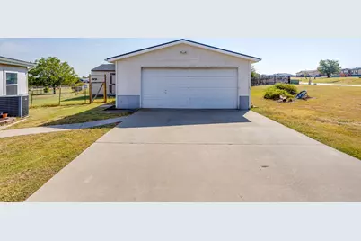 1212 Alliance Boulevard, Rhome, TX 76078 - Photo 28