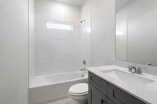 3674 Zenith Dr, Grand Prairie, TX 75052 - Photo 6