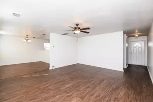 6624 Meadow Way Ln, Fort Worth, TX 76179 - Photo 2
