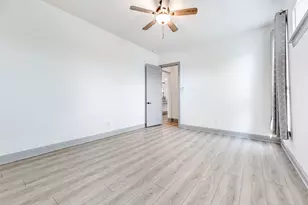 4325 Smokey Quartz Ln, Arlington, TX 76005 - Photo 22