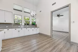 4325 Smokey Quartz Ln, Arlington, TX 76005 - Photo 16