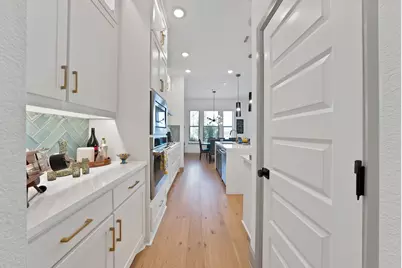 708 Prairie Falcon Drive, Arlington, TX 76005 - Photo 10