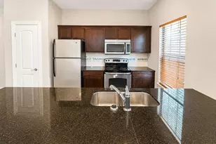 2410 S 2nd St, Waco, TX 76706 - Photo 6