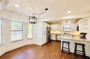 1402 Preston Trail Ct, Graham, TX 76450 - Photo 4