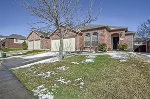 1008 Shearwater Ave, Aubrey, TX 76227 - Photo 2