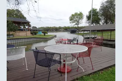2052 Kanakoa Dr North, Tool, TX 75143 - Photo 14