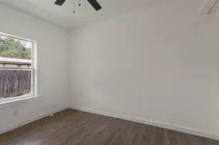 1212 Earl St, Commerce, TX 75428 - Photo 18