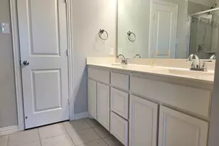 829 Ben Ln, Lewisville, TX 75056 - Photo 22
