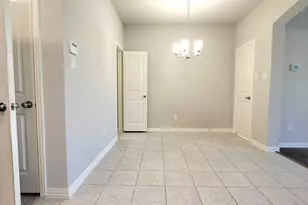 829 Ben Ln, Lewisville, TX 75056 - Photo 10