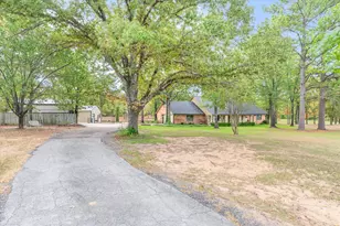 407 Vz County Road 1711, Grand Saline, TX 75140 - Photo 2