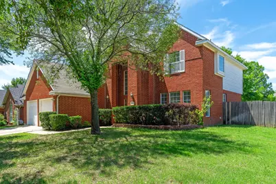 7849 Lake Meredith Way, Fort Worth, TX 76137 - Photo 2