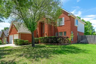 7849 Lake Meredith Way, Fort Worth, TX 76137 - Photo 2