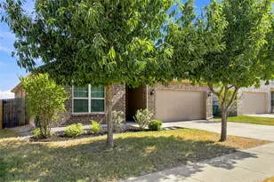 10545 Wild Mdw Wy, Fort Worth, TX 76108 - Photo 2