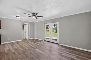 3205 Pacesetter Dr, Dallas, TX 75241 - Photo 6