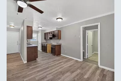 3205 Pacesetter Drive, Dallas, TX 75241 - Photo 4
