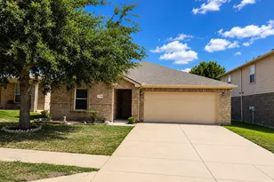 5704 Sapphire Pool Trail, Fort Worth, TX 76244 - Photo 1