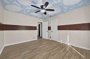 1629 Robinwood Dr, Fort Worth, TX 76111 - Photo 18