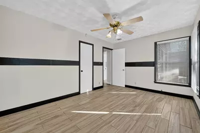 1629 Robinwood Drive, Fort Worth, TX 76111 - Photo 16