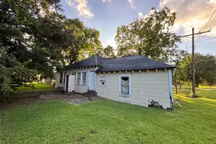 2408 19th St, Port Arthur, TX 77640 - Photo 4