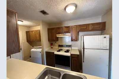 625 Manco Road #112, Lewisville, TX 75067 - Photo 6