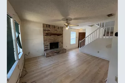 625 Manco Road #112, Lewisville, TX 75067 - Photo 4