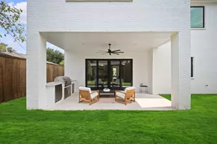 9011 Livenshire Dr, Dallas, TX 75238 - Photo 38