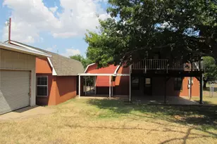 626 Friendly Oaks Dr, Bruceville, TX 76630 - Photo 20