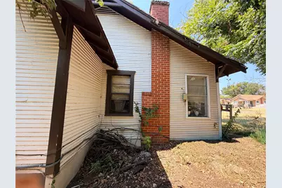 2512 Colonial Avenue, Waco, TX 76707 - Photo 2
