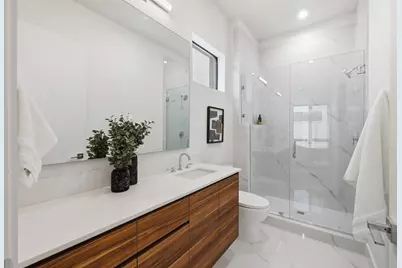 610 N Oak Cliff Boulevard #305, Dallas, TX 75208 - Photo 28