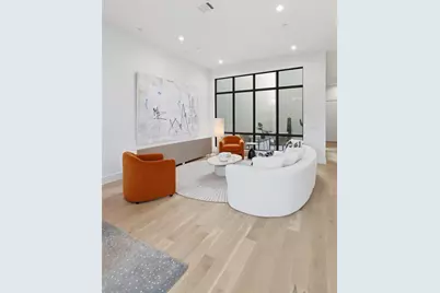 610 N Oak Cliff Boulevard #305, Dallas, TX 75208 - Photo 18