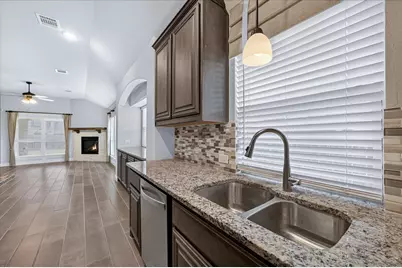 1941 Silverleaf Drive, Glenn Heights, TX 75154 - Photo 14