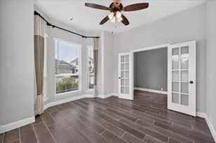 1941 Silverleaf Dr, Glenn Heights, TX 75154 - Photo 6