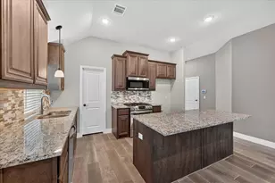 1941 Silverleaf Dr, Glenn Heights, TX 75154 - Photo 16