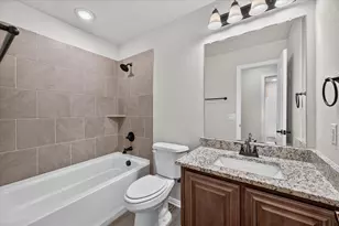 1941 Silverleaf Dr, Glenn Heights, TX 75154 - Photo 28