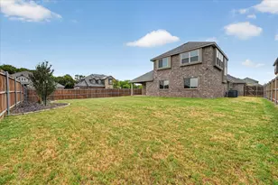 1941 Silverleaf Dr, Glenn Heights, TX 75154 - Photo 30