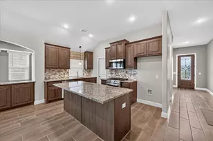 1941 Silverleaf Dr, Glenn Heights, TX 75154 - Photo 12