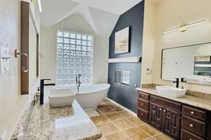 1710 Clydesdale Ct, Rowlett, TX 75088 - Photo 10