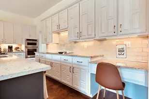 1710 Clydesdale Ct, Rowlett, TX 75088 - Photo 4