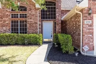 1206 Mill Spring Dr, Garland, TX 75040 - Photo 2