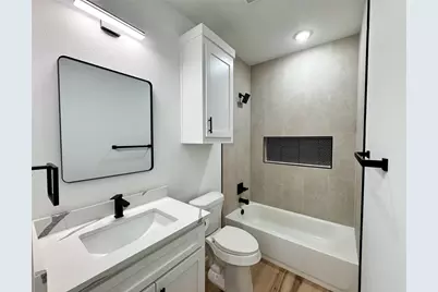 2916 Hemphill Unit#B, Greenville, TX 75401 - Photo 12