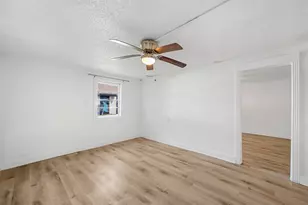 1914 McBroom St, Dallas, TX 75212 - Photo 10
