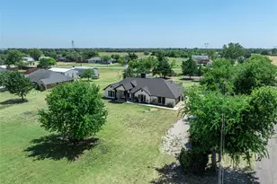 840 Fm 3133, Van Alstyne, TX 75495 - Photo 1