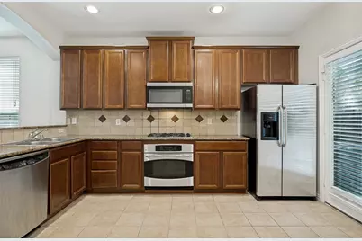 7925 Hannah Street, Plano, TX 75025 - Photo 8