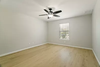 2124 Brentwood Lane, Carrollton, TX 75006 - Photo 18