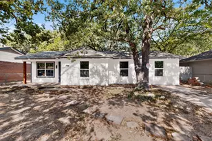 3029 Forestdale Ln, Balch Springs, TX 75180 - Photo 2