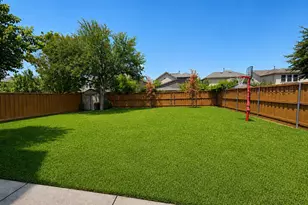 7015 Chackbay Ln, Dallas, TX 75227 - Photo 16